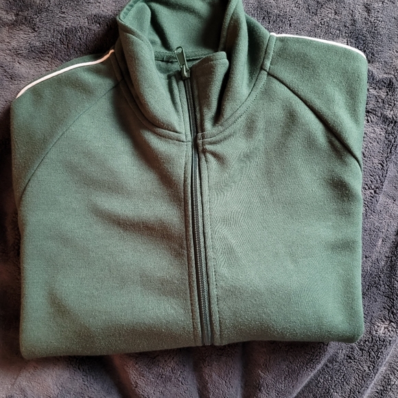 Ardene Zip up - Picture 2 of 3